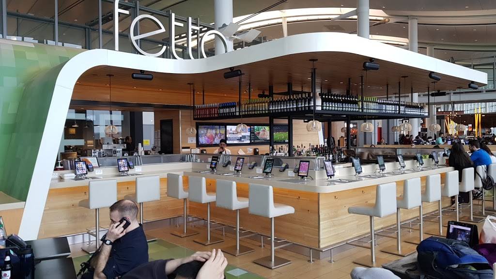 Fetta | restaurant | 6301 Silver Dart Dr, Mississauga, ON L4W 1S9, Canada | 8665083558 OR +1 866-508-3558