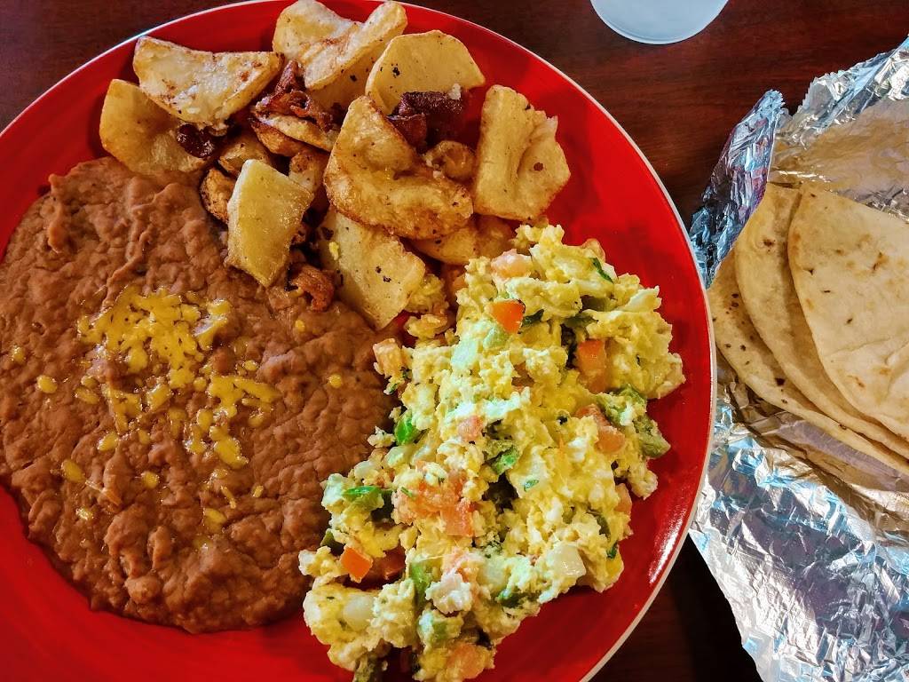 Plano Tortilla & Tamale Factory | restaurant | 1009 18th St, Plano, TX 75074, USA | 9724236980 OR +1 972-423-6980