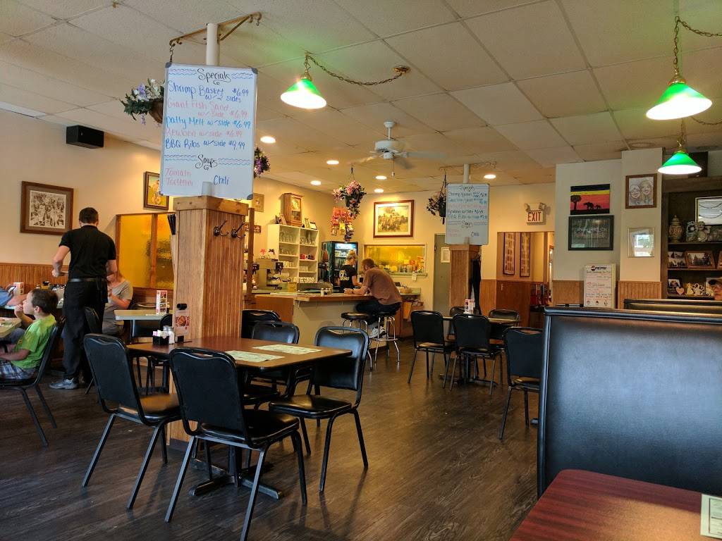 Bob & Jamies Grill | restaurant | 57 Sanilac Rd, Sandusky, MI 48471, USA | 8106484299 OR +1 810-648-4299