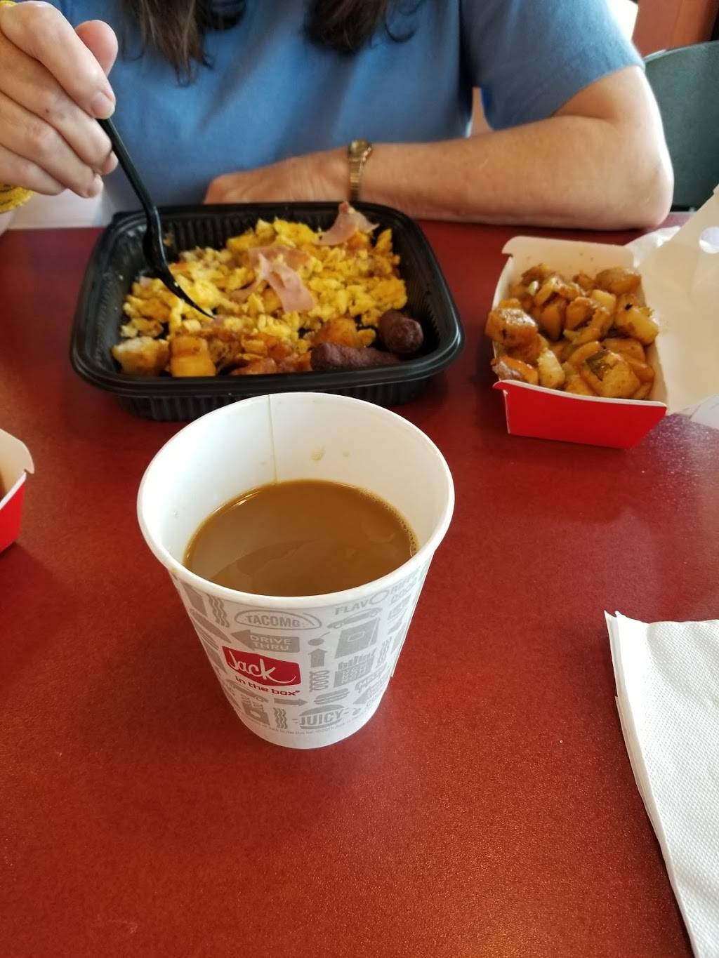 Jack in the Box | restaurant | 12444 NE Airport Way, Portland, OR 97230, USA | 5032531437 OR +1 503-253-1437