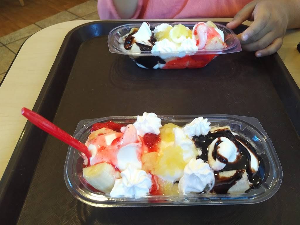 Dairy Queen Grill & Chill | restaurant | 499 Terry Fox Dr Unit 110, Kanata, ON K2T 1H7, Canada | 6132545736 OR +1 613-254-5736