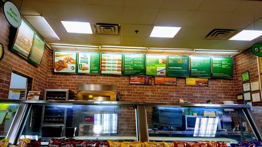 Subway Restaurants | restaurant | 500 Highland Crossing #101, East Ellijay, GA 30540, USA | 7066357827 OR +1 706-635-7827