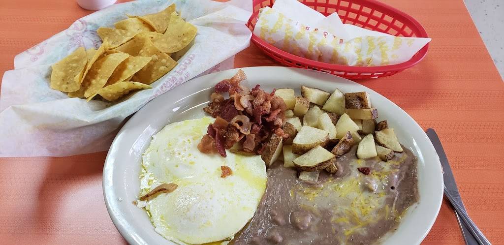 Albertos Mexican Food | restaurant | 0301, 301 Summerhill Dr, Lake Elsinore, CA 92532, USA | 9512457646 OR +1 951-245-7646