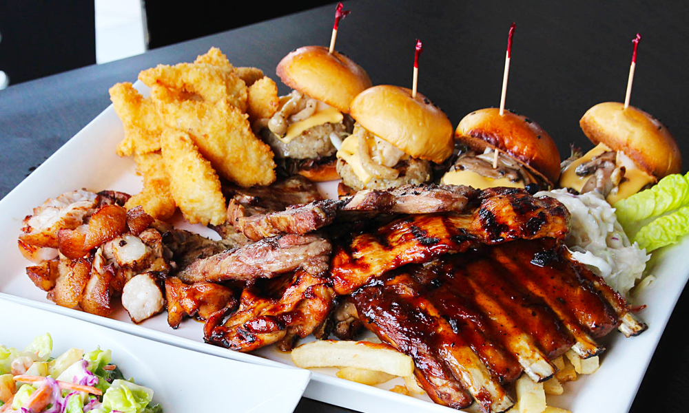 Tuttis Restaurant | meal delivery | 599 Riverside Ave, Westport, CT 06880, USA | 2032210262 OR +1 203-221-0262