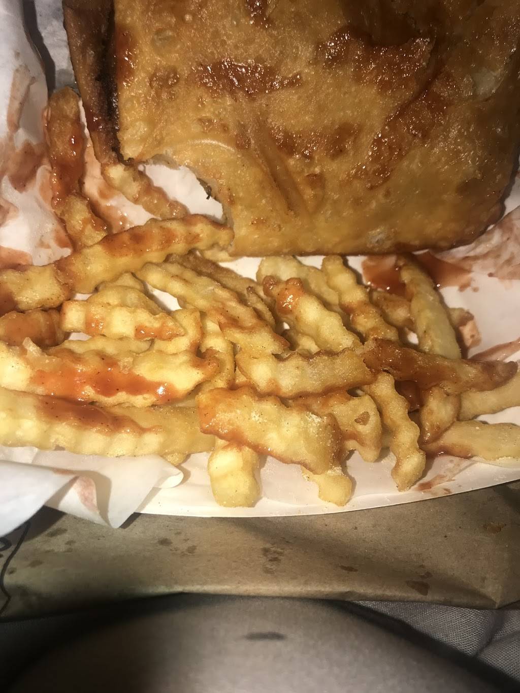 Super JJ Fish & Chicken | restaurant | 1510 W Market St, Bloomington, IL 61701, USA | 3098207600 OR +1 309-820-7600