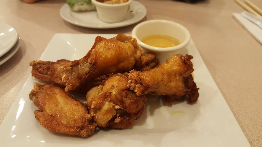 Bangkok St. Thai Restaurant | restaurant | 3073 Nutley Street, Fairfax, VA 22031, USA | 7032802008 OR +1 703-280-2008