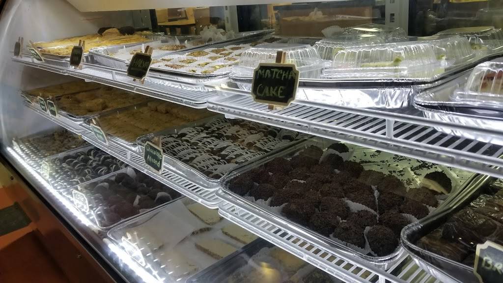 Medis Mediterranean Fusion | restaurant | 1687 Bass Rd #103, Macon, GA 31210, USA | 4788128555 OR +1 478-812-8555