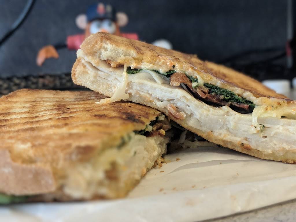 Harvest Moon Deli | restaurant | 258 State St #1519, Brewer, ME 04412, USA | 2079453354 OR +1 207-945-3354