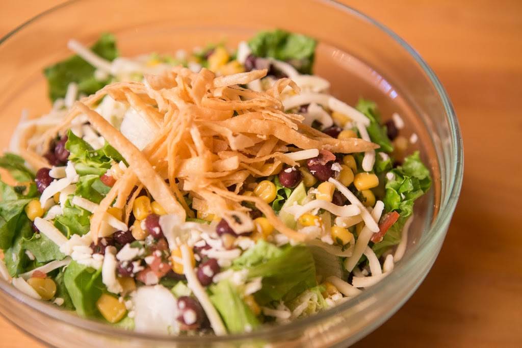 The Country Club | restaurant | 3462 N Clark St, Chicago, IL 60657, USA | 7739752010 OR +1 773-975-2010