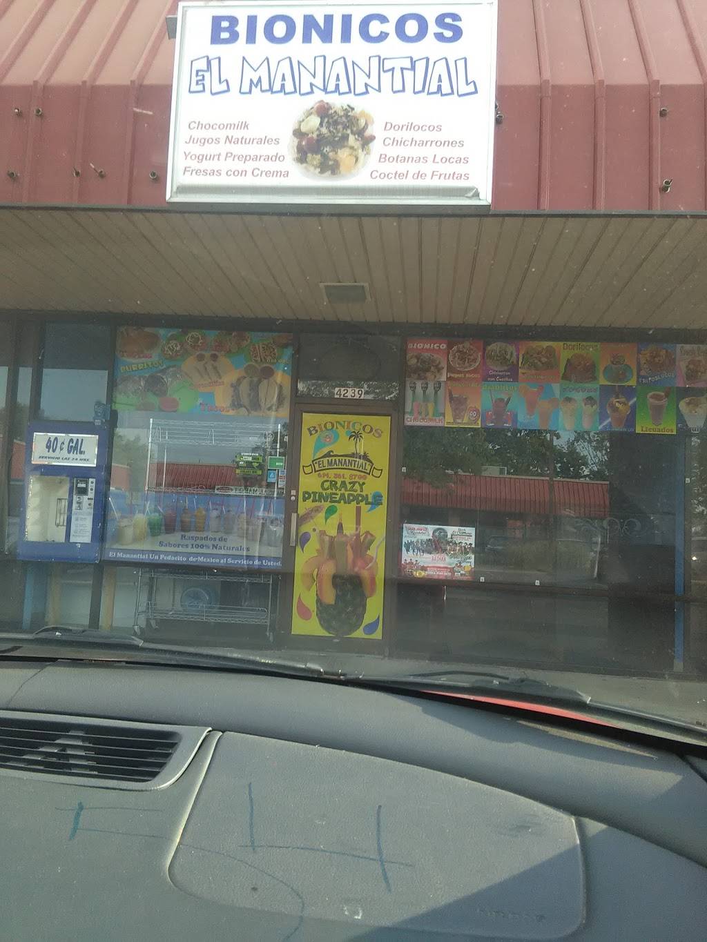 El Manantial | restaurant | 4239 Westview Center Plaza, Columbus, OH 43228, USA | 6145250059 OR +1 614-525-0059