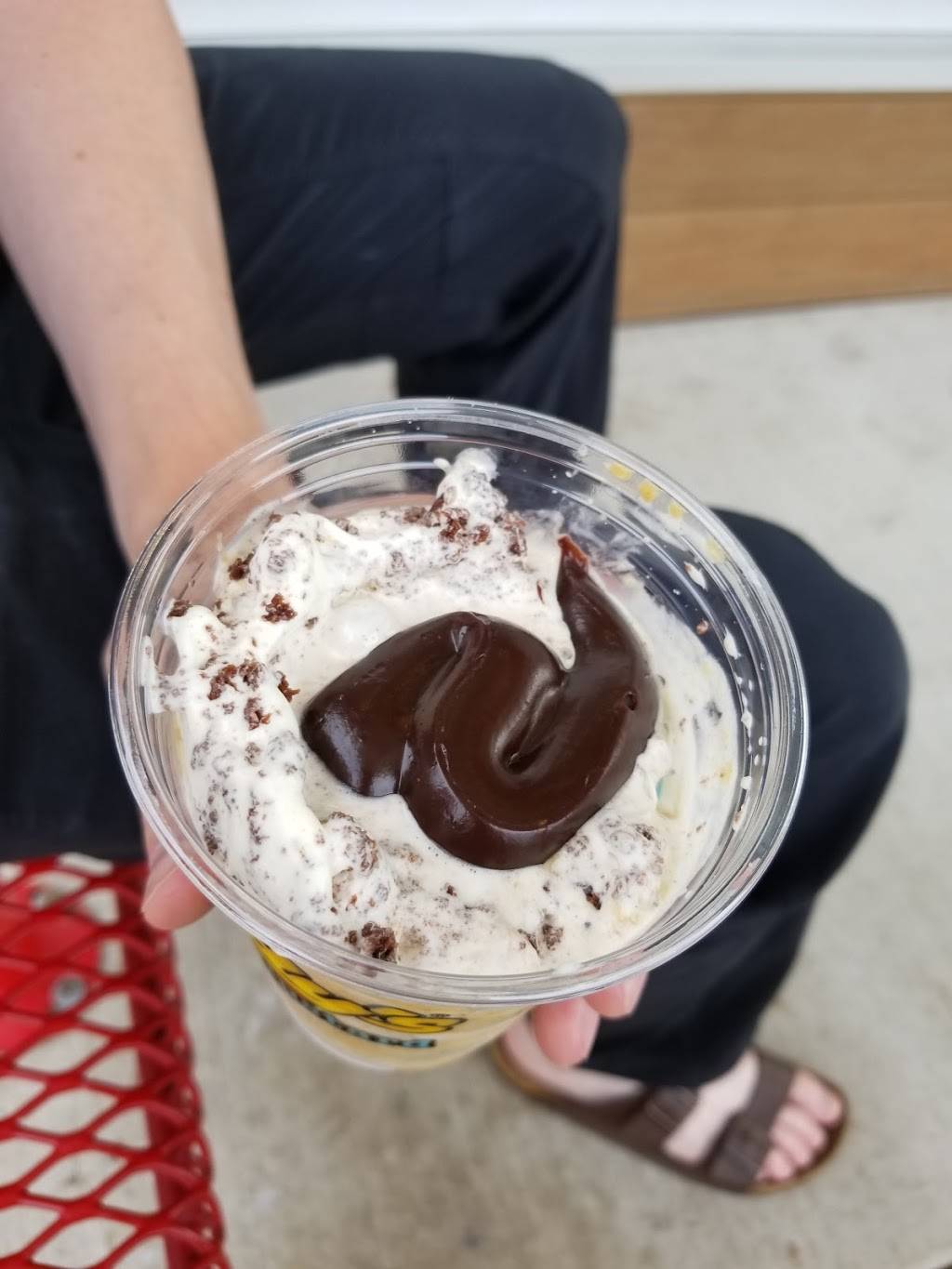 Andys Frozen Custard | restaurant | 450 E Ogden Ave, Naperville, IL 60563, USA | 3312132600 OR +1 331-213-2600