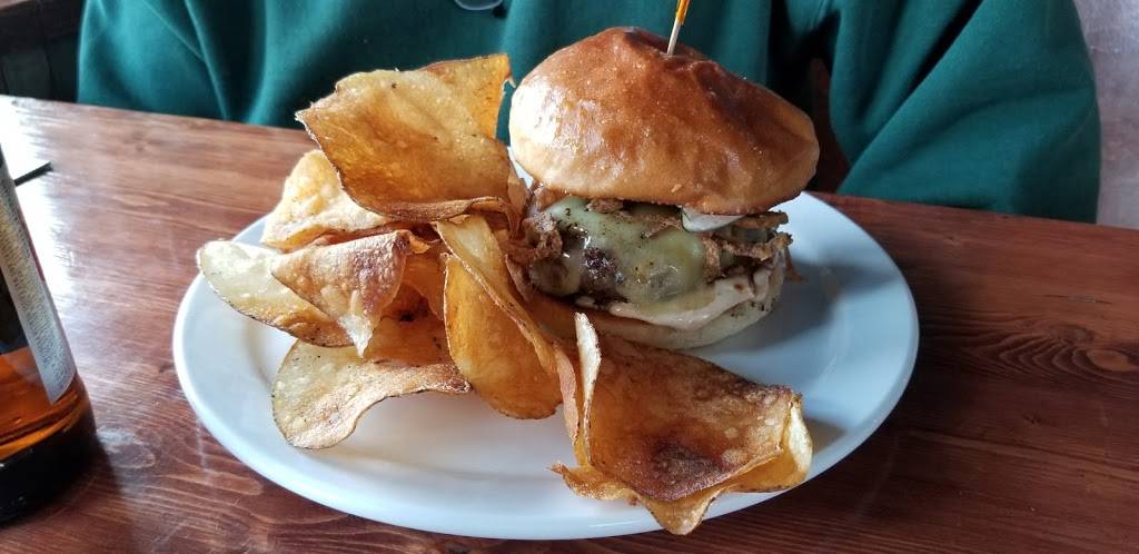 Eaton Rapids Craft Co. | restaurant | 204 N Main St, Eaton Rapids, MI 48827, USA | 5174419296 OR +1 517-441-9296