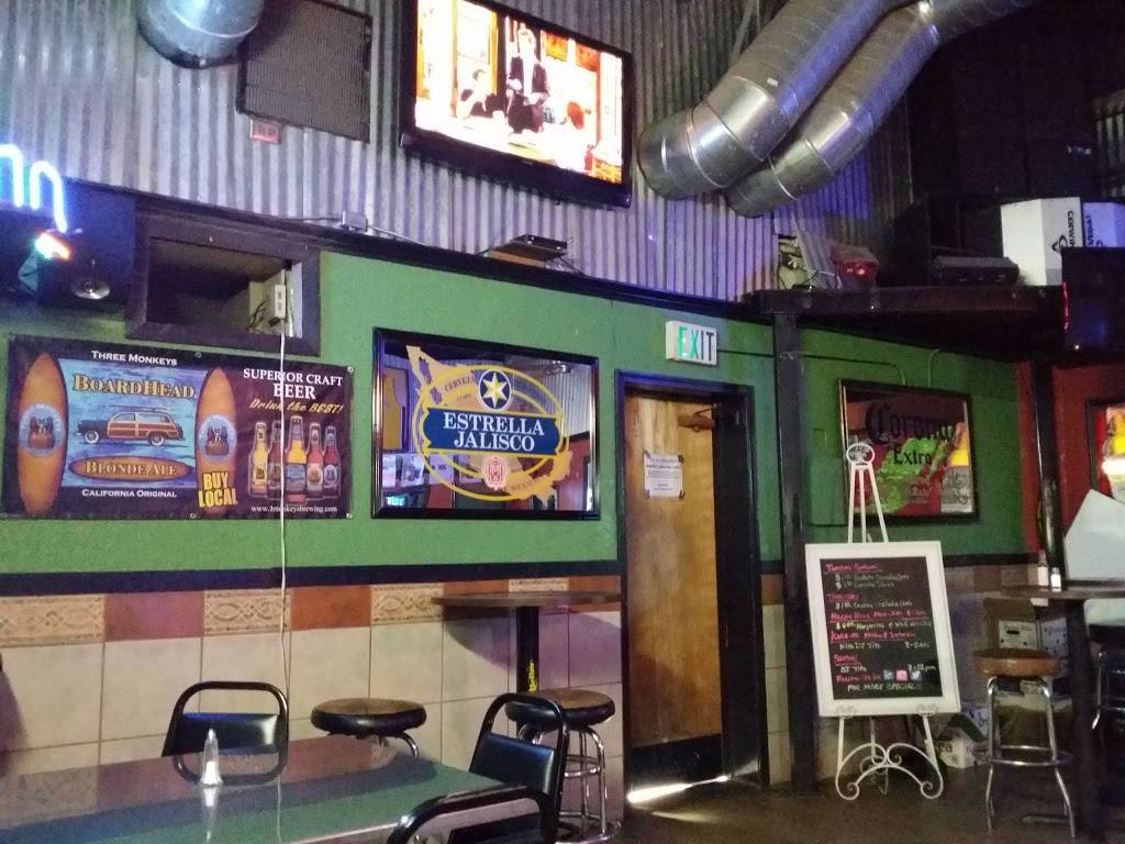 TJs Bar & Grill | night club | 216 E Yosemite Ave, Madera, CA 93638, USA | 5596736803 OR +1 559-673-6803
