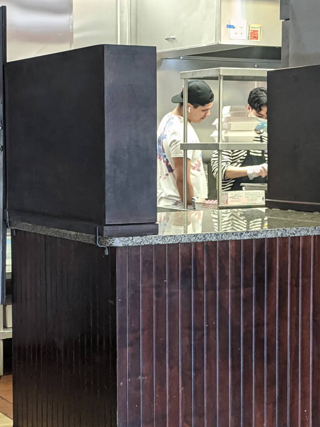 The Crab Hut Cajuns Seafood | restaurant | 1860 S Barnett Shoals Rd, Athens, GA 30605, USA | 7068500762 OR +1 706-850-0762