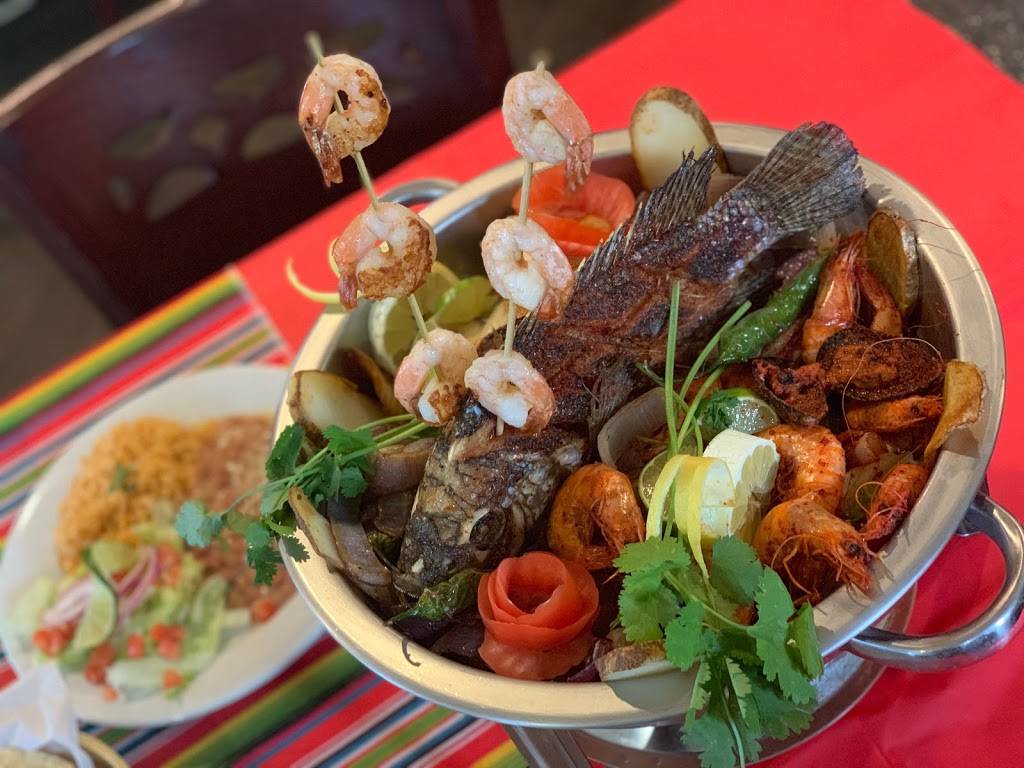 Don Cangrejo Cantina & Restaurant | restaurant | 4171 S 76th St, Greenfield, WI 53220, USA | 4148100482 OR +1 414-810-0482