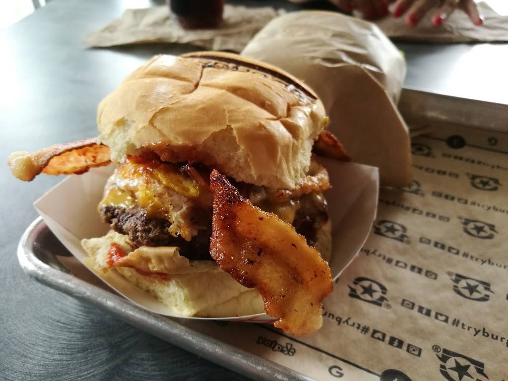 BurgerFi | restaurant | 6 S Ocean Blvd, Delray Beach, FL 33483, USA | 5612789590 OR +1 561-278-9590