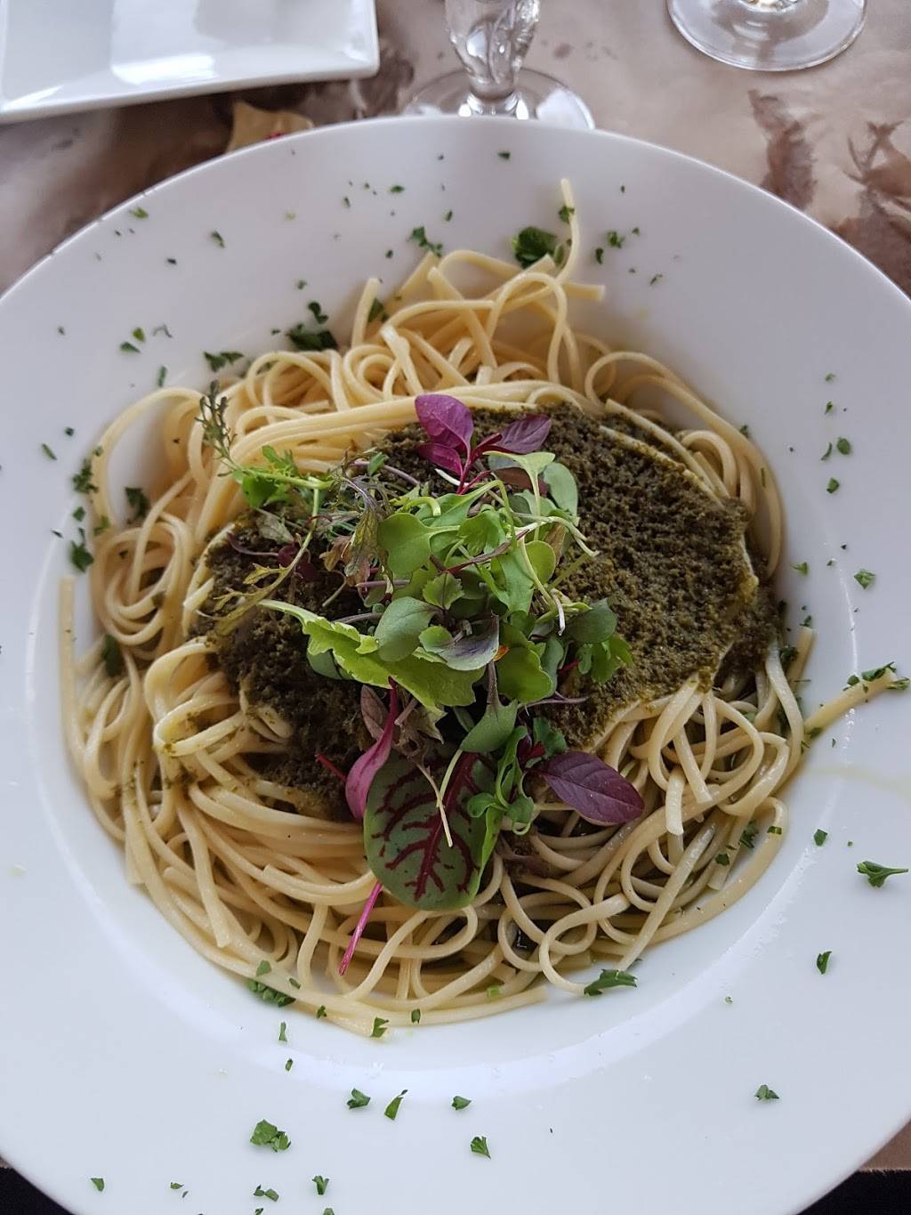 Faimfino | restaurant | 338 Rue des Érables, Brownsburg, QC J8G 2Y3, Canada | 4504070708 OR +1 450-407-0708