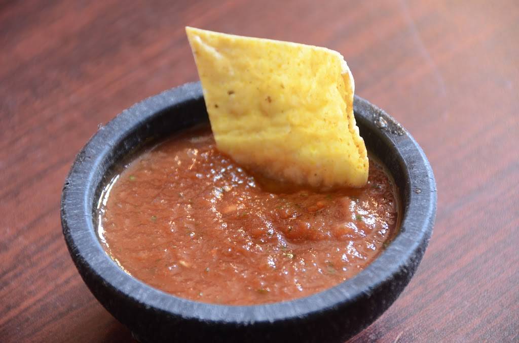 Hacienda Las Glorias | restaurant | 4317 Center Point Rd NE, Cedar Rapids, IA 52402, USA | 3192940082 OR +1 319-294-0082