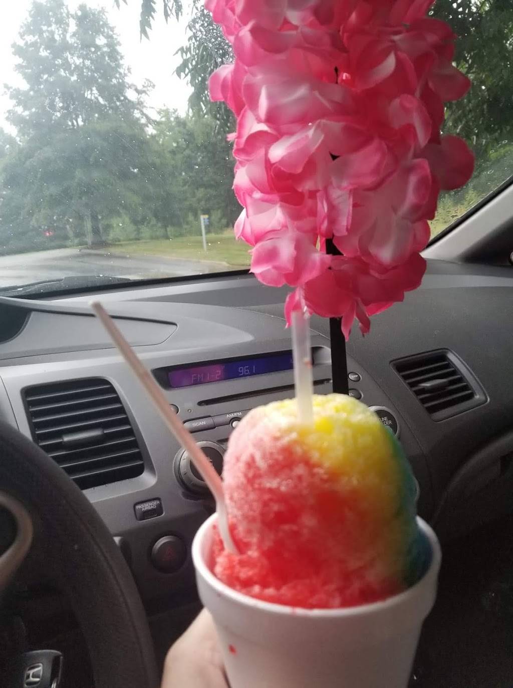 Pelicans Snoballs | restaurant | 5400 State Hwy 55, Lake Wylie, SC 29710, USA | 9316074433 OR +1 931-607-4433
