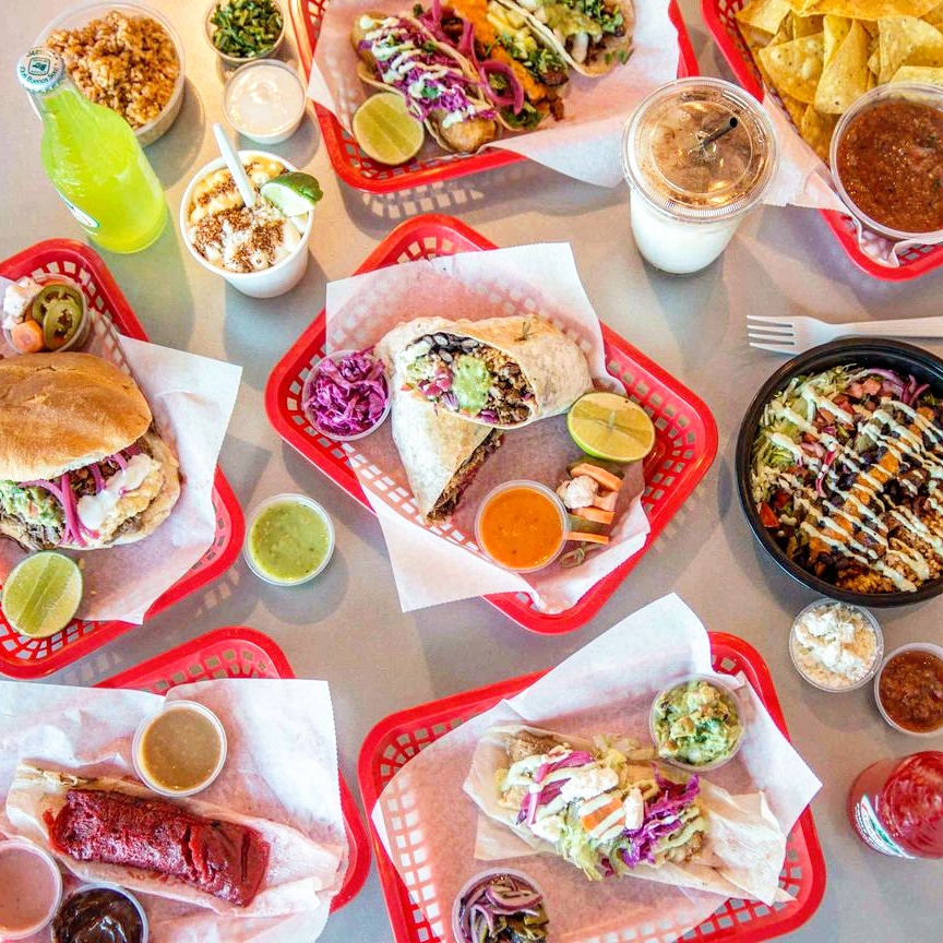 Tacochela | restaurant | 3517 N Spaulding Ave, Chicago, IL 60618, USA | 7732322030 OR +1 773-232-2030