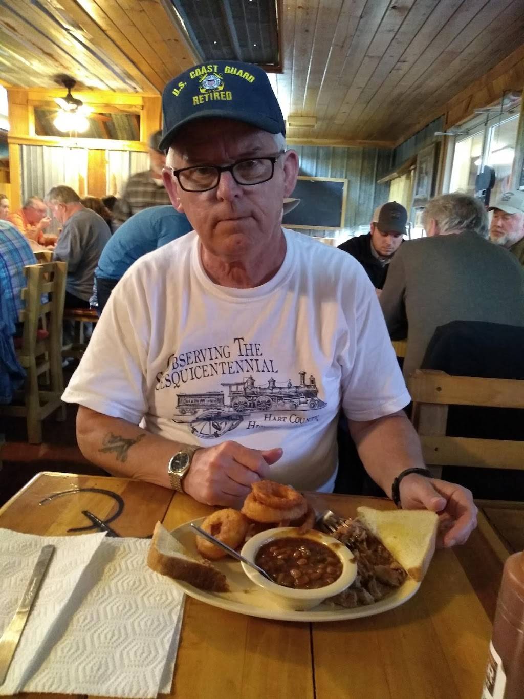 The Corner BBQ & More | restaurant | 6237 Shiloh Adamsville Rd, Stantonville, TN 38379, USA | 7316322220 OR +1 731-632-2220