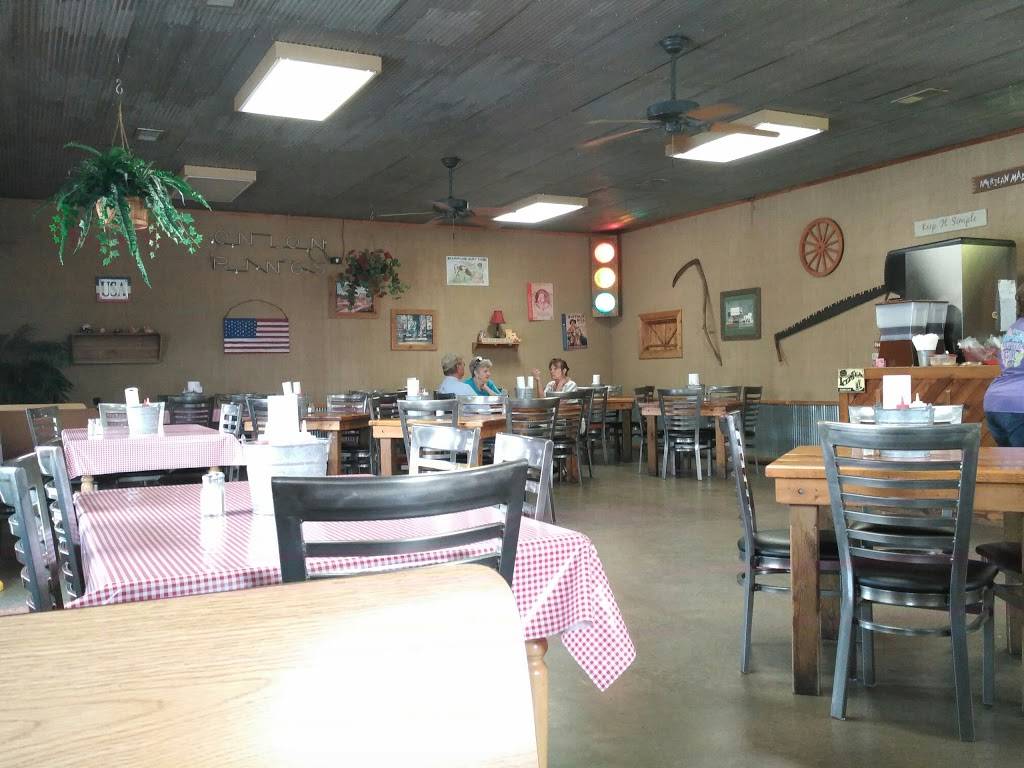 Pig-N-Out | restaurant | 225 Front St, Halls, TN 38040, USA | 7318365353 OR +1 731-836-5353