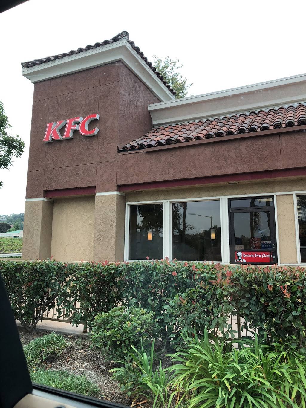 KFC | restaurant | 30071 Alicia Pkwy, Laguna Niguel, CA 92677, USA | 9492491871 OR +1 949-249-1871