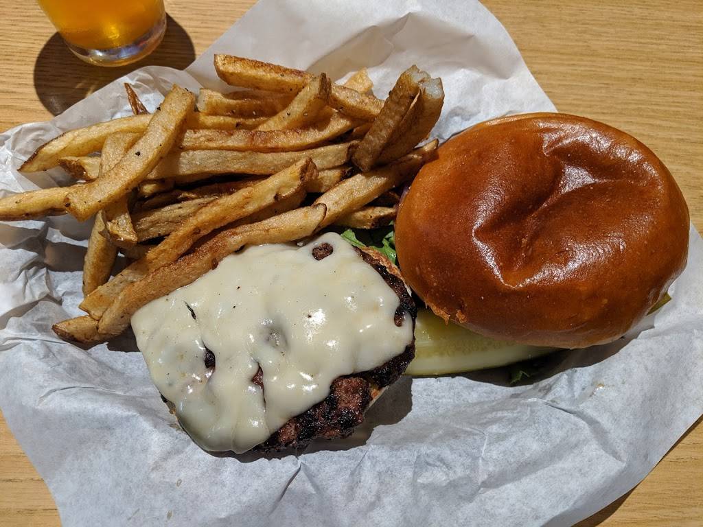 Monsoons Tap & Grill | restaurant | 6781 N Thornydale Rd #261, Tucson, AZ 85741, USA | 5202190301 OR +1 520-219-0301