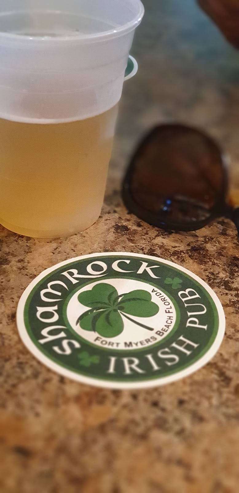 Shamrock Irish Pub | restaurant | 2201 Estero Blvd, Fort Myers Beach, FL 33931, USA | 2394638881 OR +1 239-463-8881