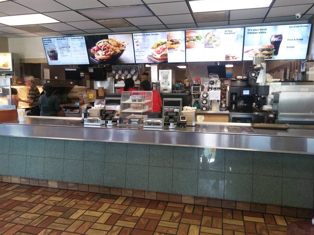 McDonalds | cafe | 691 McCartney Rd, Youngstown, OH 44505, USA | 3307476474 OR +1 330-747-6474