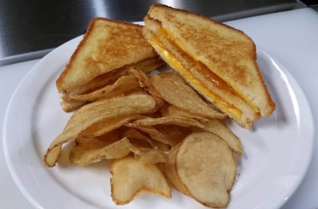 Route 60 Grill | restaurant | 11001 Midlothian Turnpike, Richmond, VA 23235, USA | 8044644664 OR +1 804-464-4664