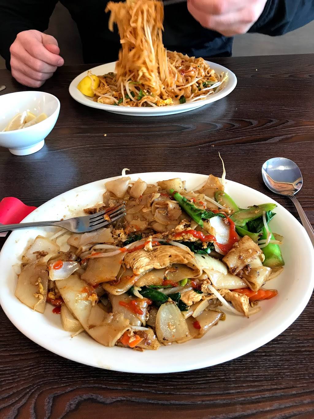 Thai Bowl | restaurant | 1761 Tiny Town Rd Suite E, Clarksville, TN 37042, USA | 9314445254 OR +1 931-444-5254