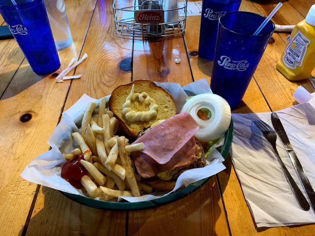 Val-Du-Lakes Bar & Grill | restaurant | 1511 N Wilson Rd, Mears, MI 49436, USA | 2318734901 OR +1 231-873-4901