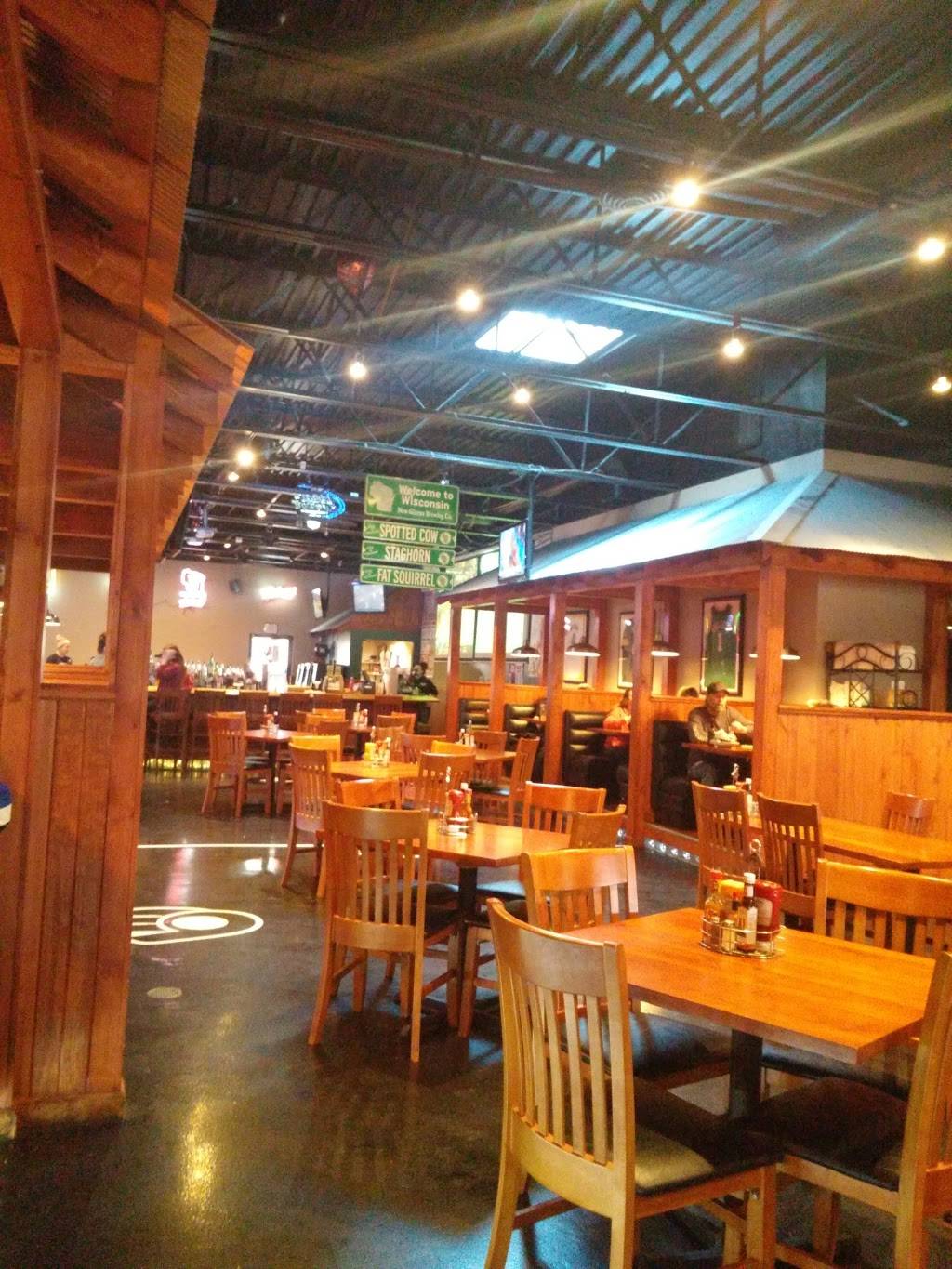 Jerseys Bar & Grill | restaurant | 2770 Milwaukee Rd, Beloit, WI 53511, USA | 6083628180 OR +1 608-362-8180