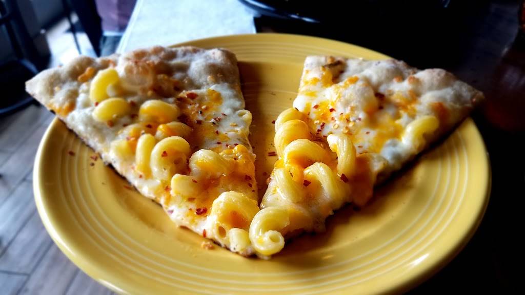 DELICIO Coal Fired Pizza | restaurant | 3701 Montgomery Rd, Cincinnati, OH 45207, USA | 5134295855 OR +1 513-429-5855