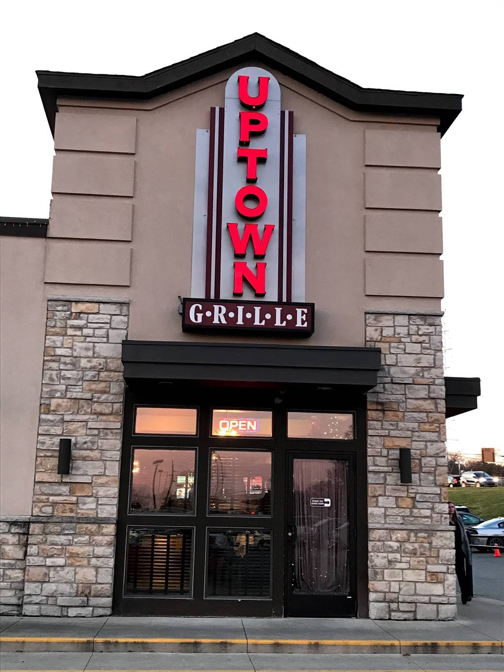 Uptown Grille | restaurant | 3100 E West Maple Rd, Commerce Charter Twp, MI 48390, USA | 2489603344 OR +1 248-960-3344