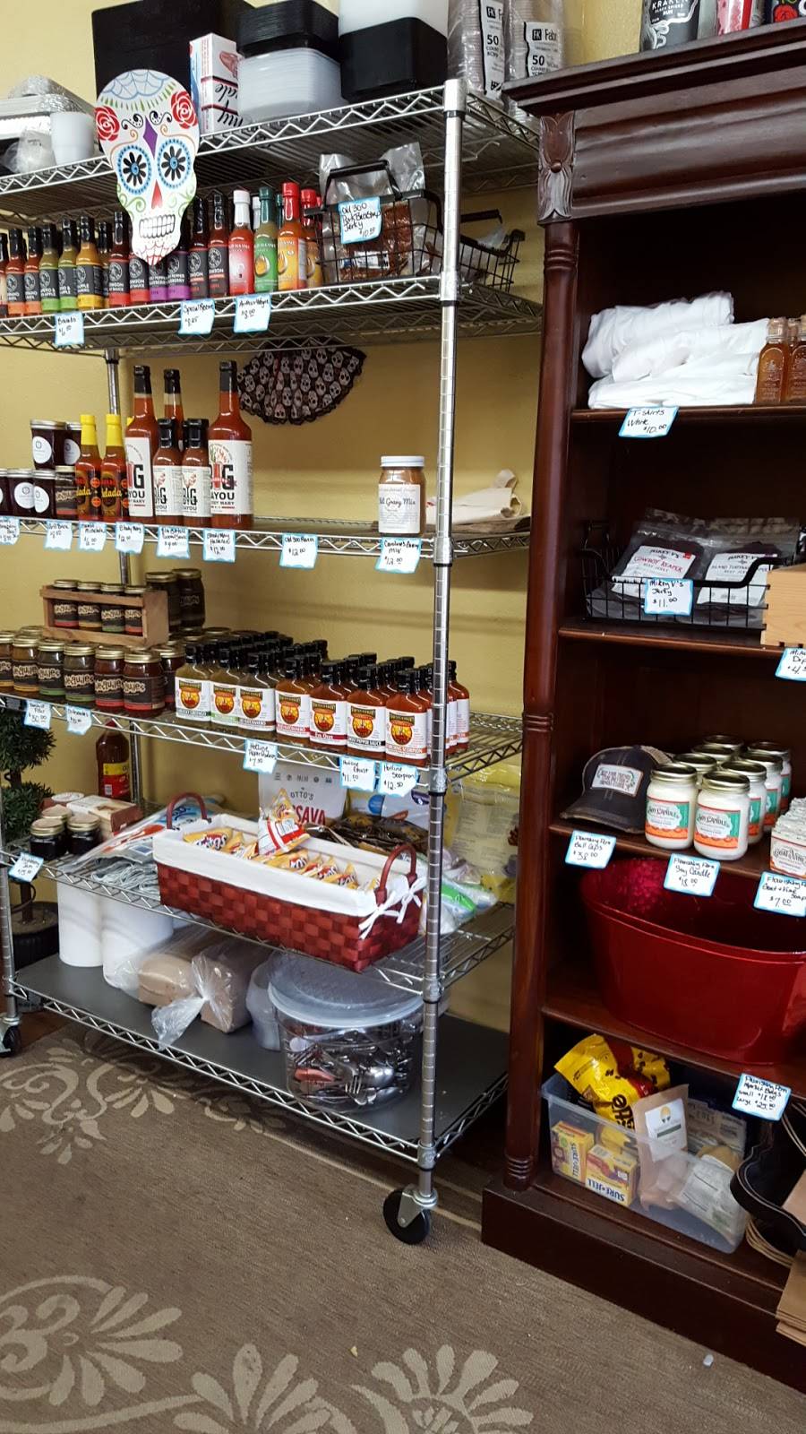 Carolines Kitchen | restaurant | 411 W Main St suite a, Tomball, TX 77375, USA | 2815168117 OR +1 281-516-8117