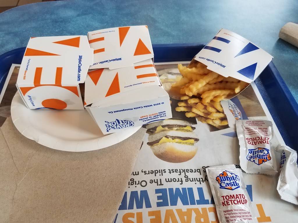 White Castle | restaurant | 9501 S Cicero Ave, Oak Lawn, IL 60453, USA | 7086366221 OR +1 708-636-6221