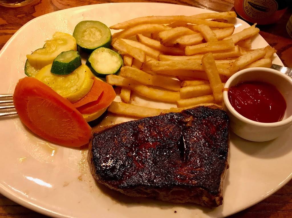 Outback Steakhouse | restaurant | 6040 Elon Lane, Vero Beach, FL 32966, USA | 7725675222 OR +1 772-567-5222