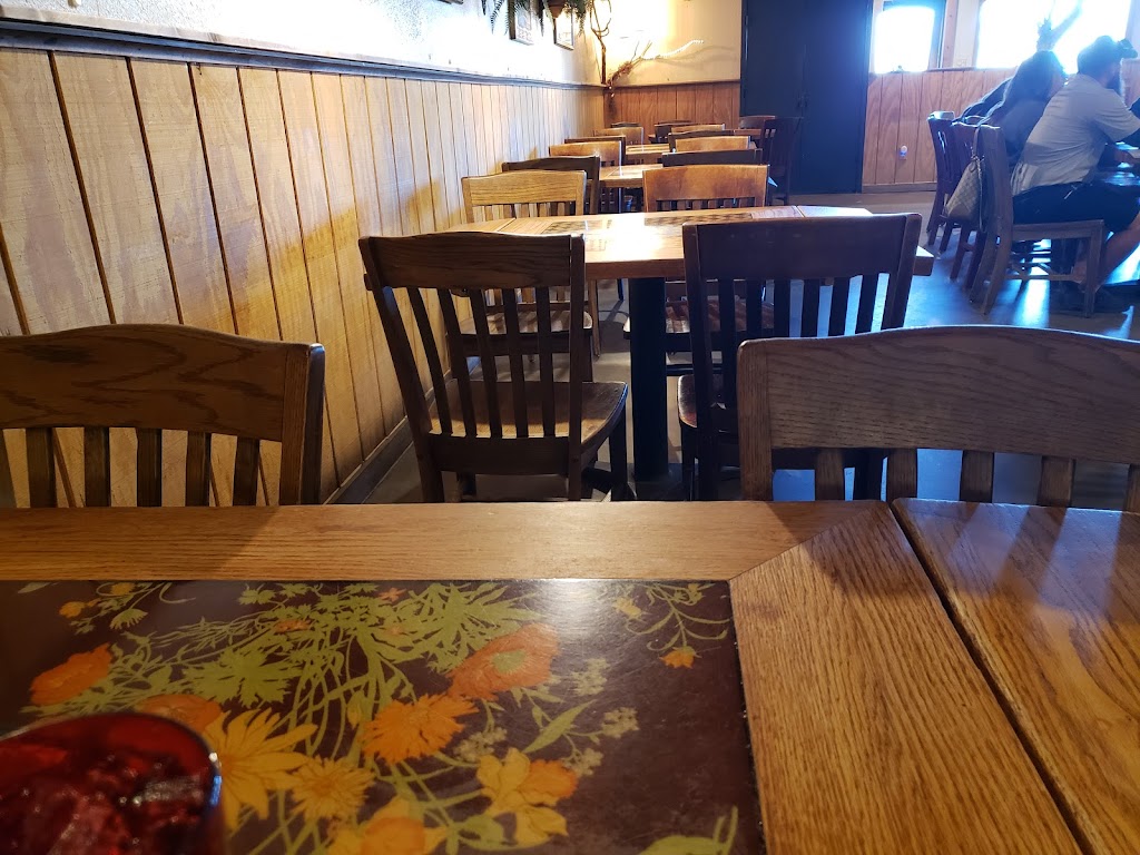 Sid & Sam’s Original Steakhouse | restaurant | 1353 W University Blvd, Odessa, TX 79764, USA | 4323328484 OR +1 432-332-8484