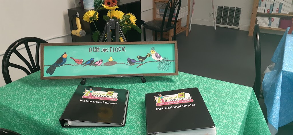 Minnies Pizza & Paint Shop | meal takeaway | 7317 St Andrews Church Rd, Louisville, KY 40214, USA | 5028904025 OR +1 502-890-4025