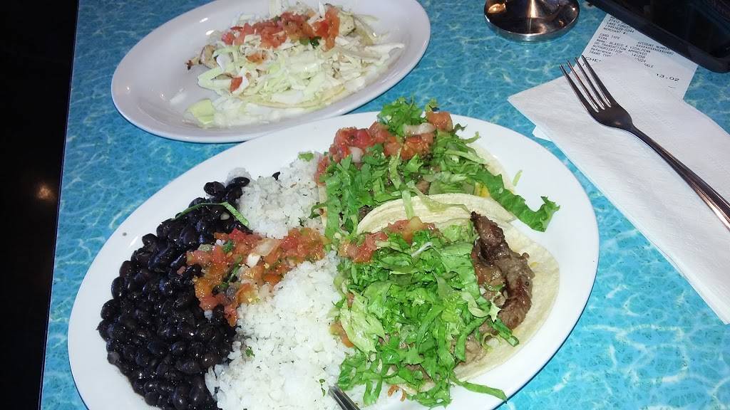 Wahoos Fish Taco | restaurant | 27412 Portola Pkwy A, Lake Forest, CA 92610, USA | 9496390344 OR +1 949-639-0344