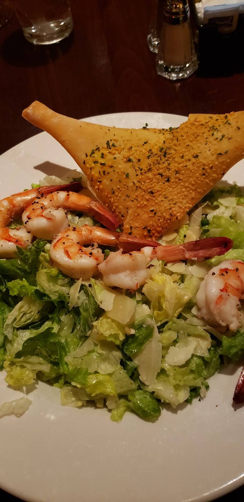 The Heights Restaurant & Bar | restaurant | 1883 N Campus Ave, Upland, CA 91784, USA | 9099813663 OR +1 909-981-3663