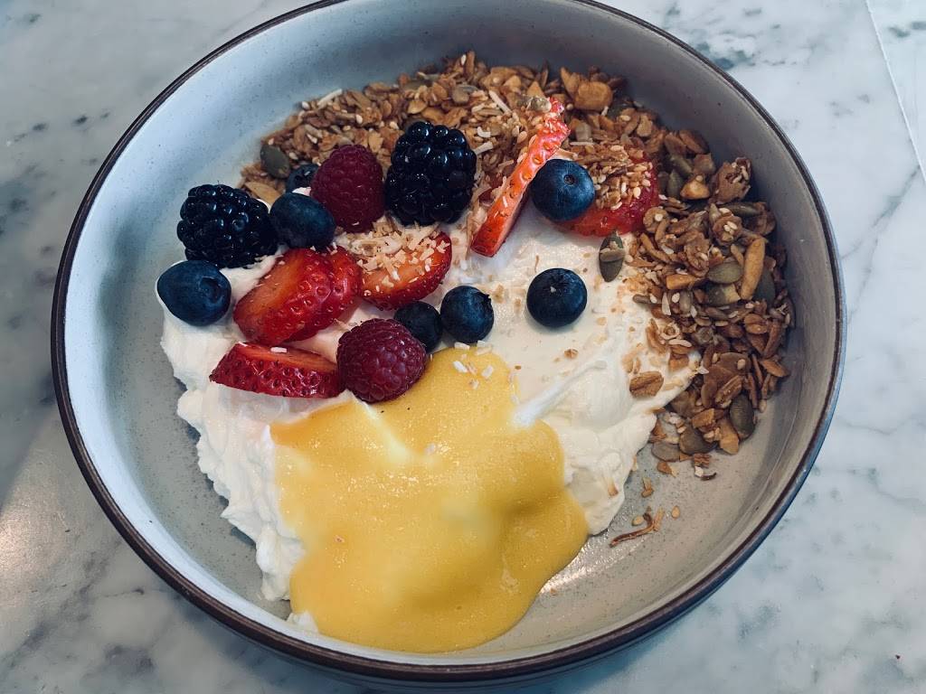 Bluestone Lane | cafe | 523 Rose Ave, Venice, CA 90291, USA | 7183746858 OR +1 718-374-6858