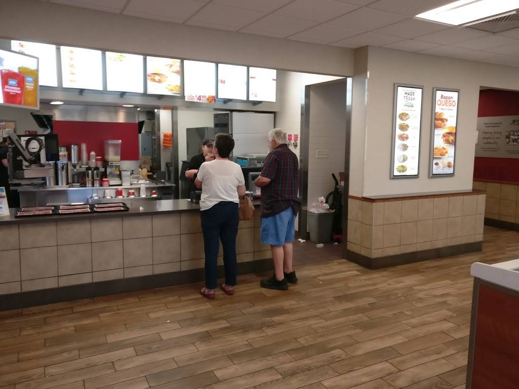Wendys | restaurant | 4001 South Old, IN-37, Bloomington, IN 47401, USA | 8128245444 OR +1 812-824-5444