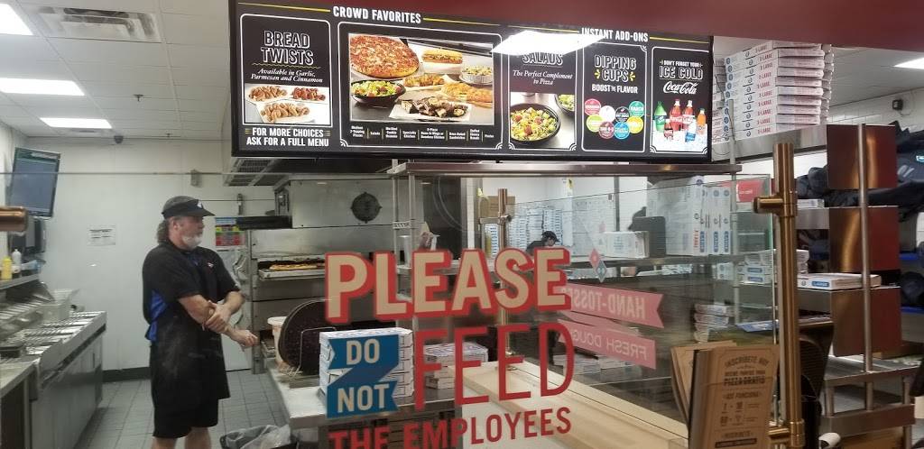 Dominos Pizza | meal delivery | 5833 N 35th Ave, Phoenix, AZ 85017, USA | 6022493030 OR +1 602-249-3030