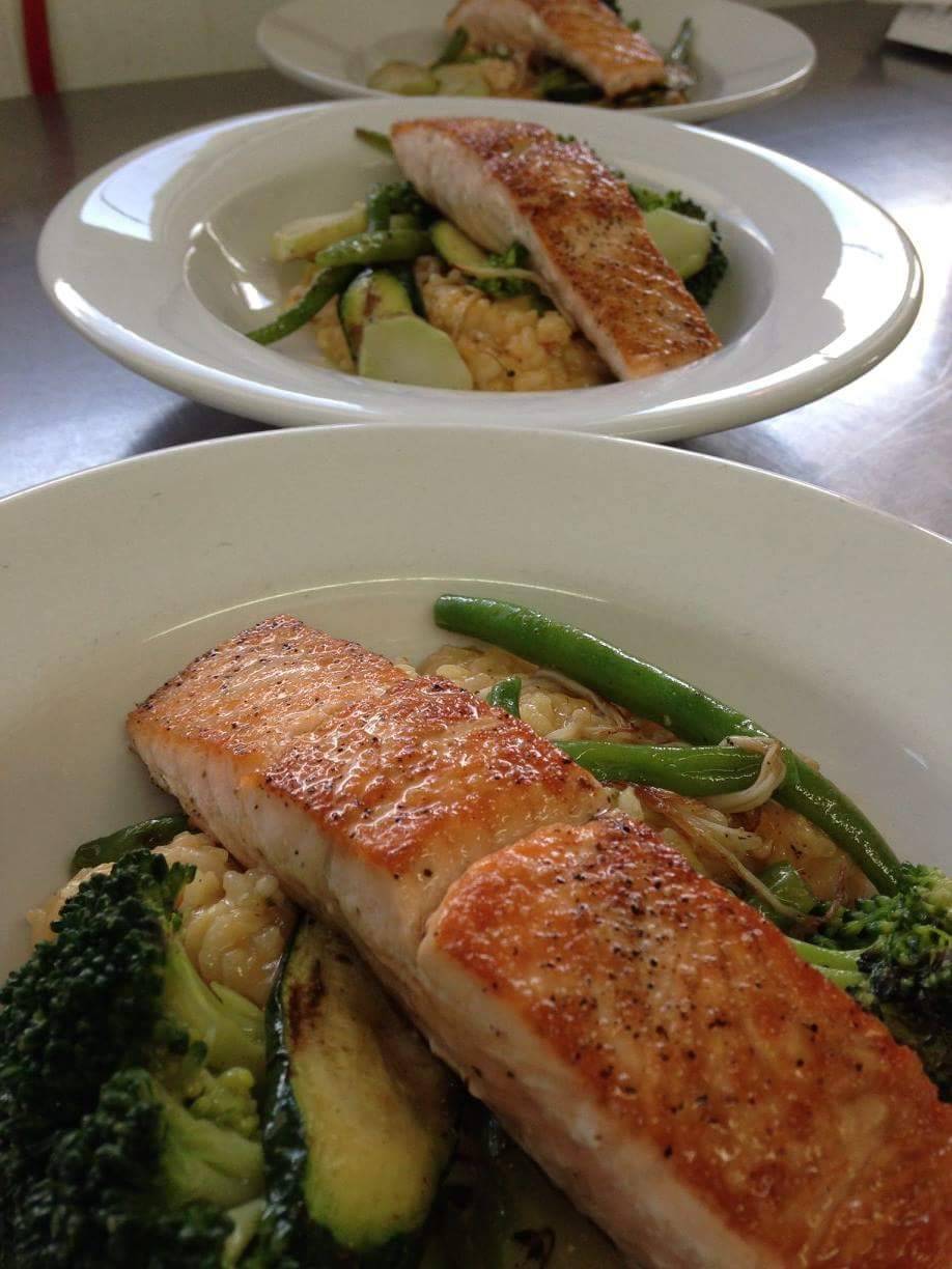 Cantine Du Chef | restaurant | 572 Rang Saint-Amable, Saint-Barnabé-Sud, QC J0H 1G0, Canada | 4507922249 OR +1 450-792-2249