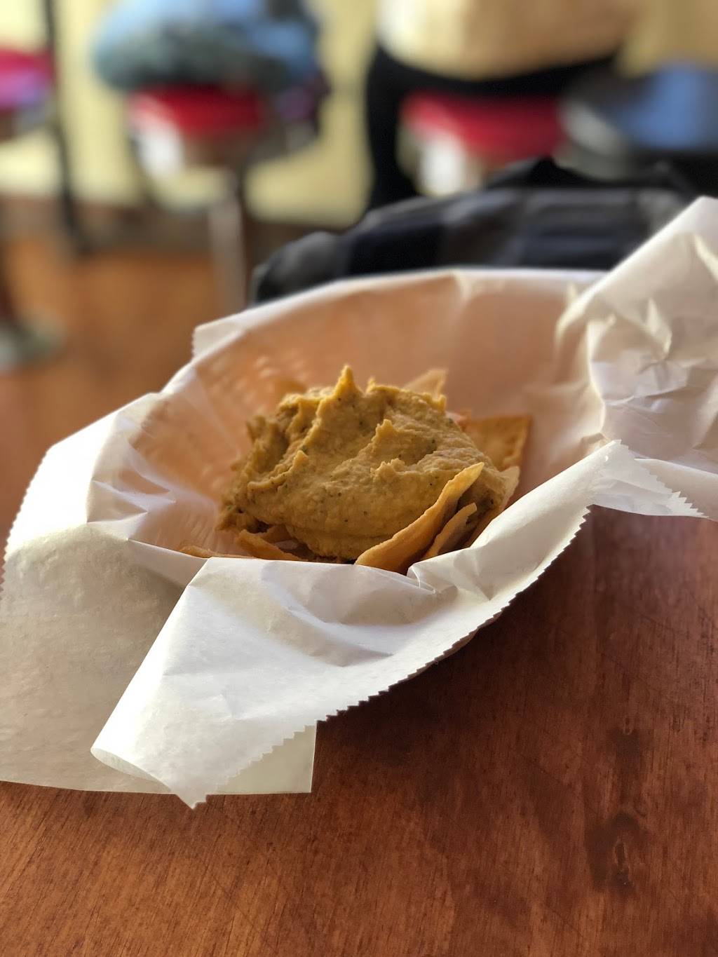 Sol Sips | restaurant | 203 Wilson Ave, Brooklyn, NY 11237, USA | 7186830482 OR +1 718-683-0482