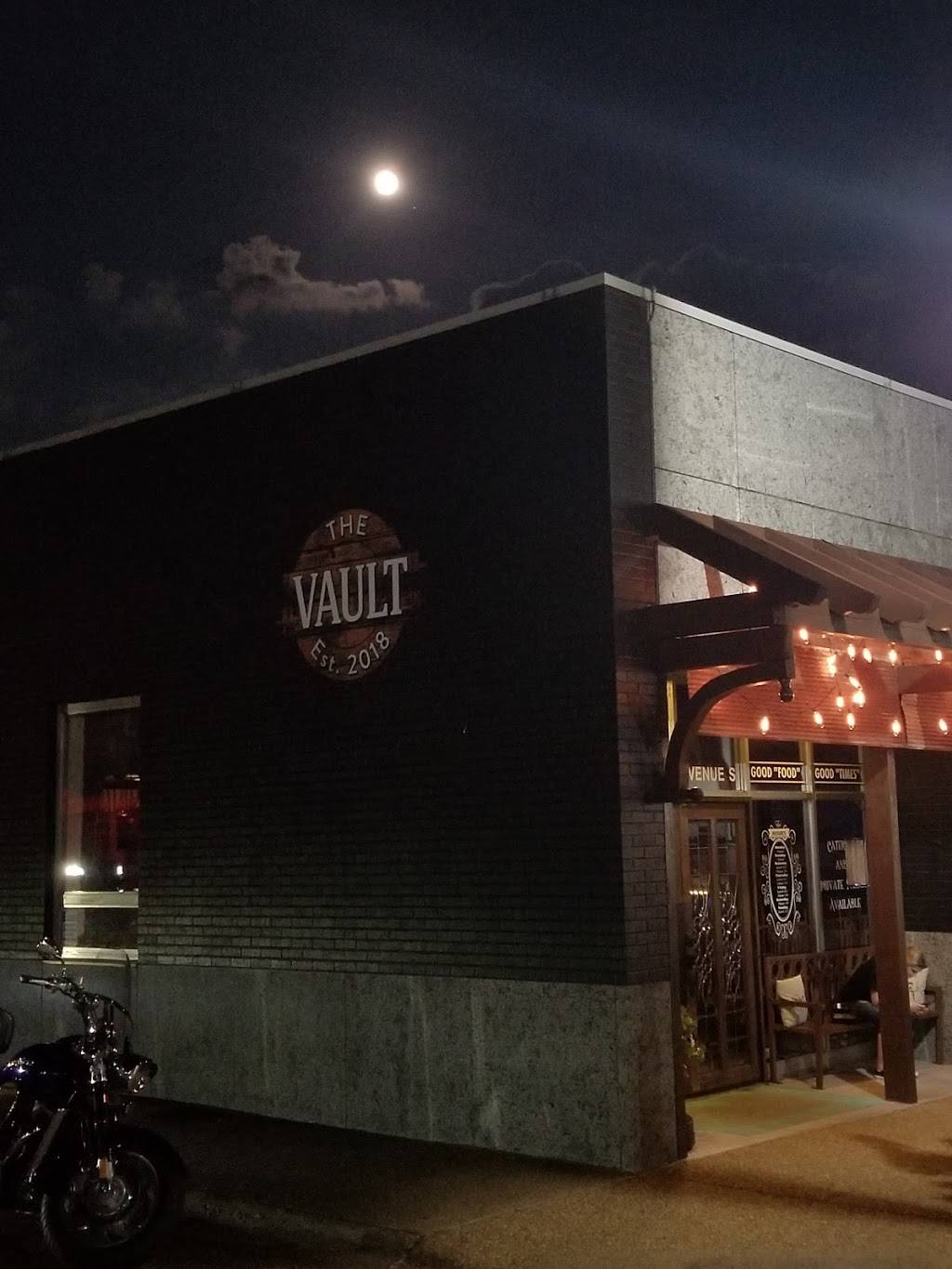 The Vault Eatery And Drinkery | restaurant | 101 Main Ave N, Magee, MS 39111, USA | 6014397242 OR +1 601-439-7242