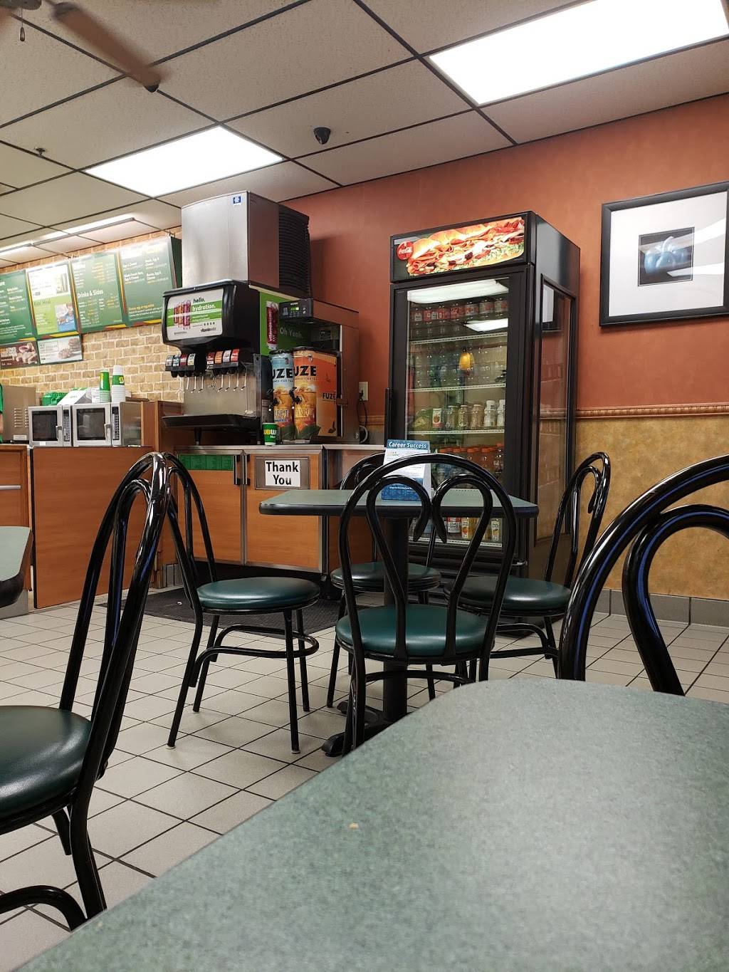 Subway | restaurant | 2086 Wales Rd NE, Massillon, OH 44646, USA | 3308329820 OR +1 330-832-9820